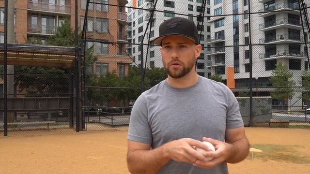 How to Throw a Curveball - Grips, Spin & Beginner Tips смотреть онлайн