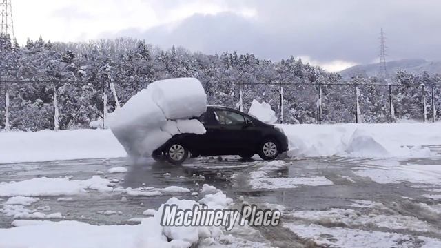 Top 10 Dangerous Roof & Car Snow Removal Tools ! Amazing Snow Sliding 2021 смотреть онлайн