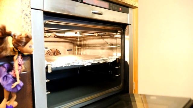 Эндермен и лучшая подружка Света. Готовим печенье из тыквы. смотреть онлайн