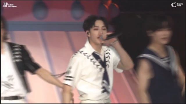 ITEM - Stray Kids 3rd Fanmeeting 'PILOT' 230702 смотреть онлайн