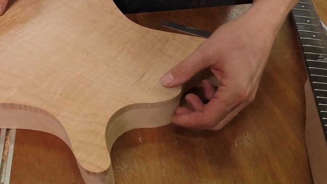 Westone X390 Pantera CB - Tribute Guitar Build - Making the Body and route all cavities. смотреть онлайн