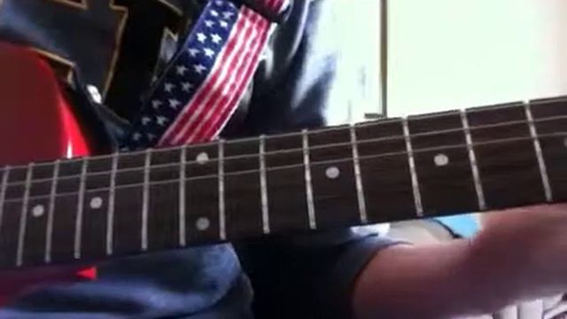 How to play Seven Nation Army смотреть онлайн