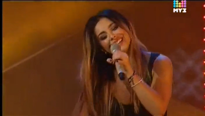 Ани Лорак - Оранжевые сны (Дискотека Муз-Тв 2013) смотреть онлайн