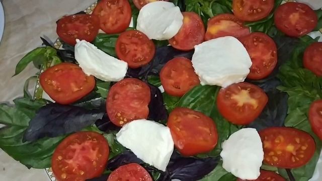 ՄԻՇՏ #Տոնական,վառ գույներով, շքեղ #աղցան #ԿԱՊՐԵԶԵ/աշխարհի սիրված համերից/ Знаменитый салат #КАПРЕЗЕ