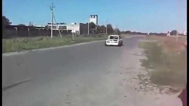 Запорожец с литровым двигателем от Yamaha R1 мотоцикл смотреть онлайн