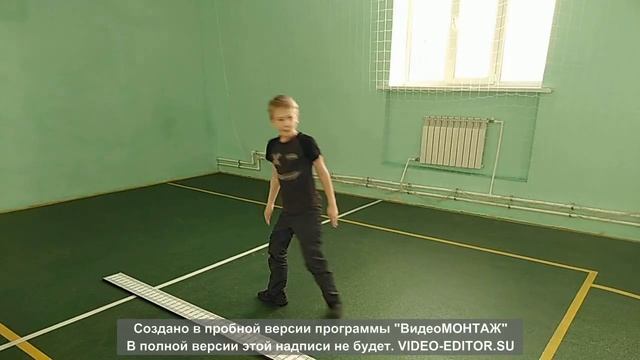 прыжок "Отважные" (младшая группа) МКОУ СОШ 13 пгт Дружинино смотреть онлайн