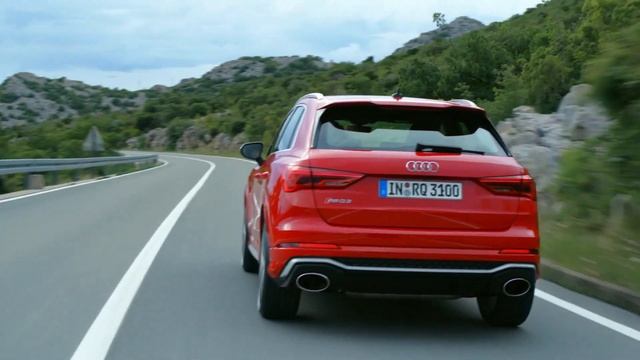 Audi RS Q3 Sportback смотреть онлайн