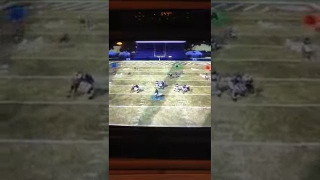 Madden NFL 12 QB Sneak Tips смотреть онлайн
