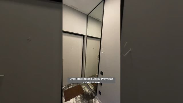 Покрасили входную дверь в цвет стен #дверь #прихожая #дизайнинтерьера #ремонтквартир #дизайнквартир смотреть онлайн