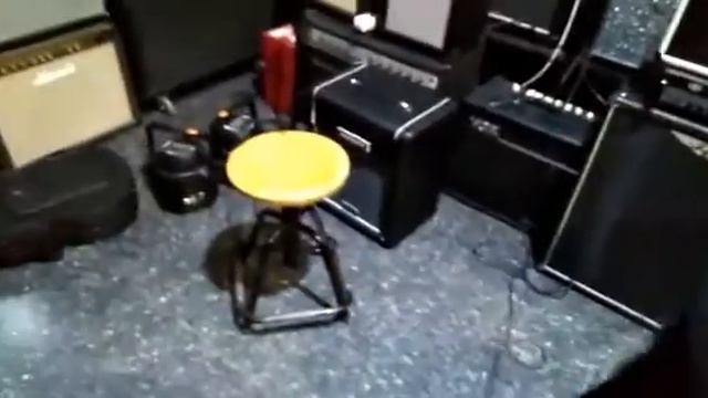 Soundsation Lp vs Gibson Sg смотреть онлайн