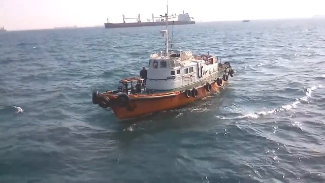 По волнам.Катер Альбатрос в Черном море. смотреть онлайн
