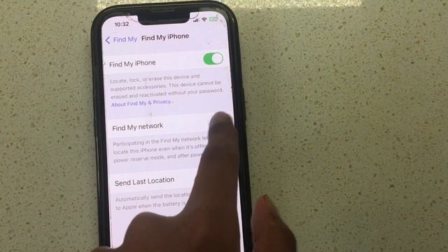 How to turn on Find My Network on iPhone 11 and newer! | Apple Tutorials смотреть онлайн