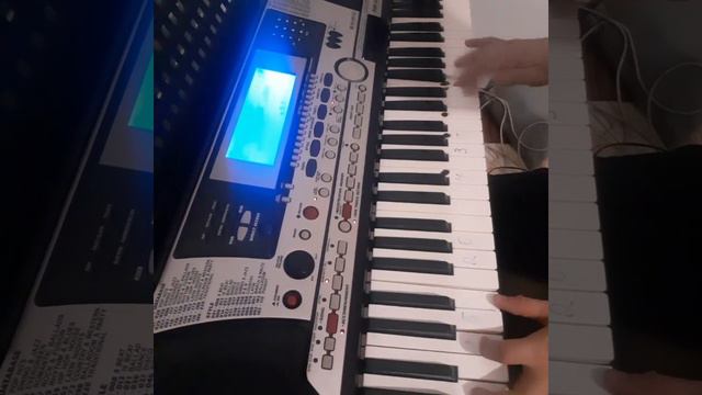 Хит әндер белые розы жылтыр, аппақ көйлек 93-94
беэ смотреть онлайн