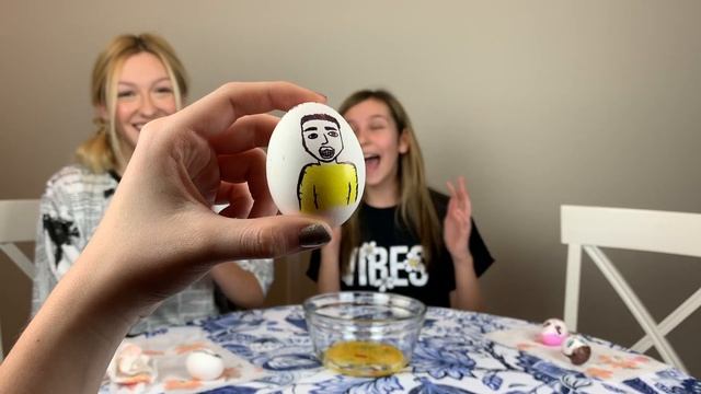 Sorellé- Battle of the Eggs---YouTuber Edition смотреть онлайн