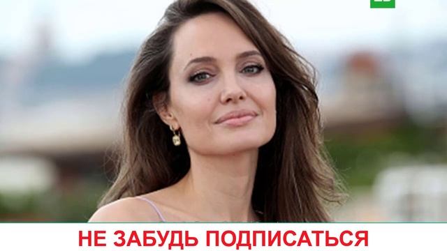 ФОТО ТОПЛЕС Анджелина Джоли смотреть онлайн