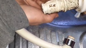 Водонагреватель проточной воды-ремонт крана.repair of the water heater.