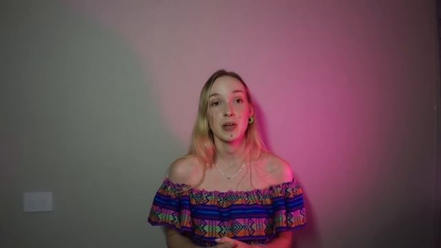 LAS DIFERENCIAS ENTRE MÉXICO Y RUSIA | Различия наших стран ⚖️ смотреть онлайн