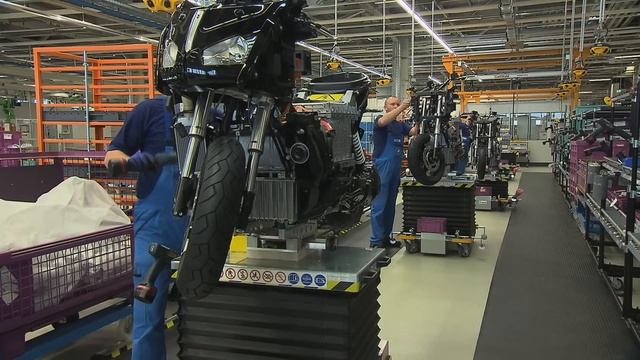 BMW C Evolution Production смотреть онлайн