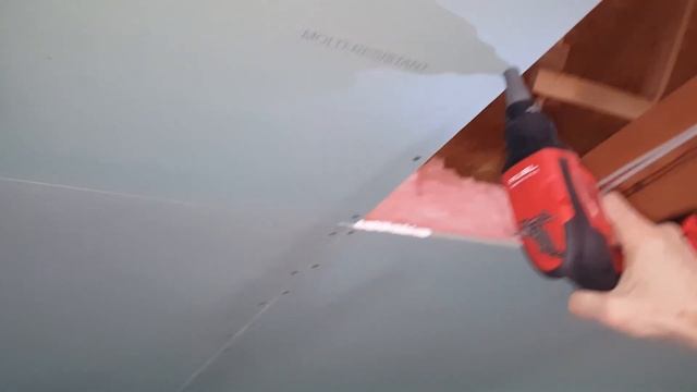 Milwaukee Drywall Gun. Garage Sheetrock Work. Работа с гипсокартоном в гараже смотреть онлайн