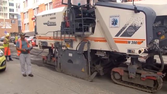 В Саратове начались масштабные работы по ремонту дорог смотреть онлайн