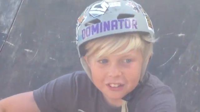 Cory bounsall vs Tom moss game of Scoot смотреть онлайн