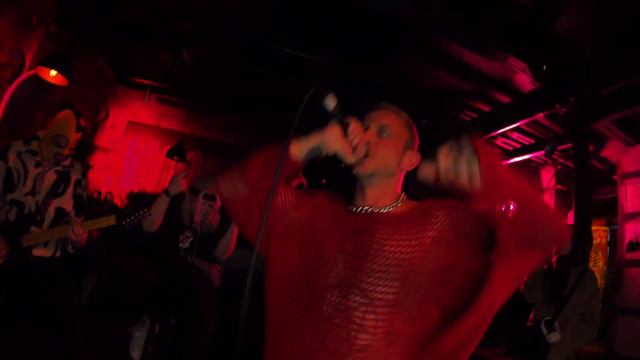 Презентация трека Френдли Файа & Gilava - Папа | 07.04.22 | Bad Crown Bar| (18+) смотреть онлайн