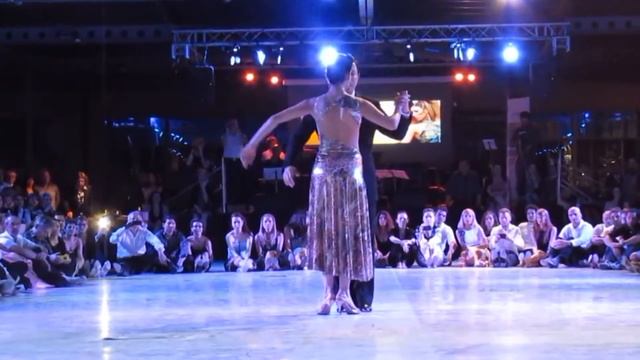 Но укрыты ото всех цветы под снегом ! смотреть онлайн