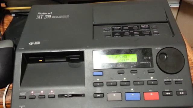 ROLAND MT 200 Beats by Menace1Baby смотреть онлайн