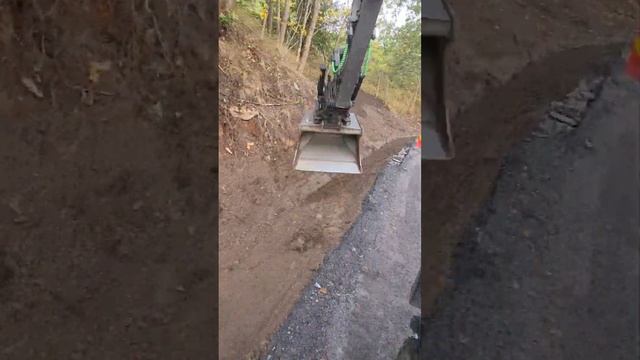 Ditching And Sloping Volvo EWR 170E