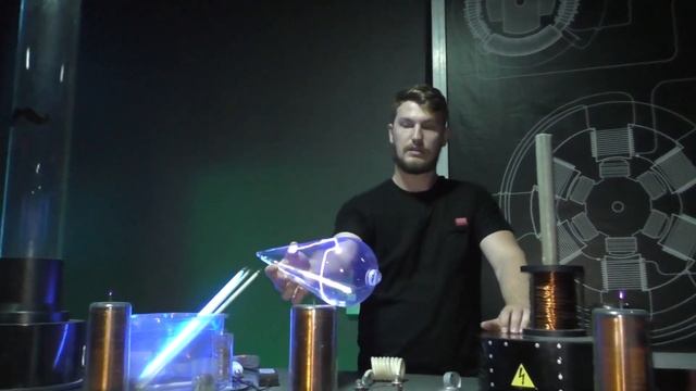 Тесла шоу ● Музей Тесла, Сочи ● Tesla Show Sochi смотреть онлайн
