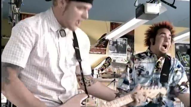 New Found Glory - Dressed To Kill смотреть онлайн