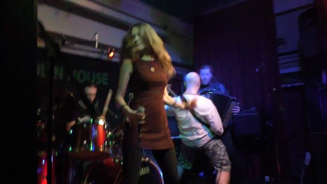 Боянов Гимн - Лада @ Doolin House 23.01.2016 смотреть онлайн