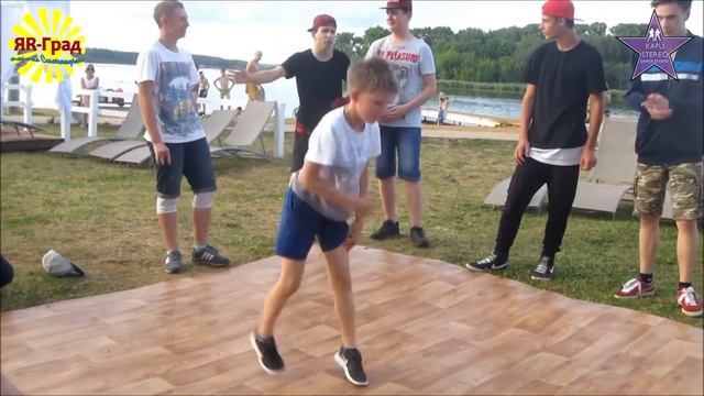 Батл по брейку от студии танца "Капли Stereo" (14 июля, 2016 г.) смотреть онлайн