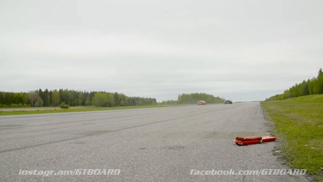 [4k] 2nd cam Porsche 991 GT3 RS vs 991 Turbo S Mk II 580 HP exterior angle смотреть онлайн