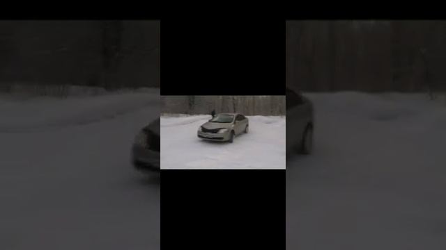 дрифт nissan primera p12 на снегу смотреть онлайн