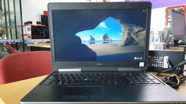 Dell Precision 7510 Custom Intel i7 7TH Gen Quadro M1000M Like New смотреть онлайн