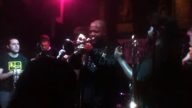 No BS Brass- Infamous 12/14/12 смотреть онлайн