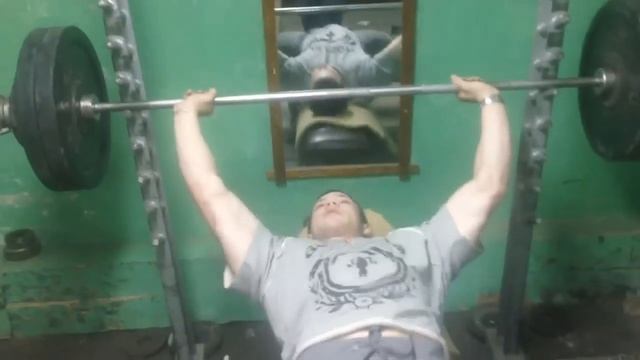 Макс Троян| Подготовка к чемпионату Европы WPC, по жиму лежа. смотреть онлайн