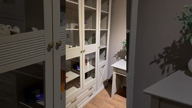 Домашний кабинет Кантри — это место для размышлений и передачи опыта поколений. Мебель Ставрополь смотреть онлайн