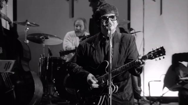 ROY ORBISON - "A Mansion On The Hill" смотреть онлайн