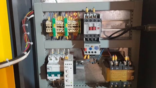 Винтовой компрессор бу 37 кВт Comprag A 37-08 смотреть онлайн