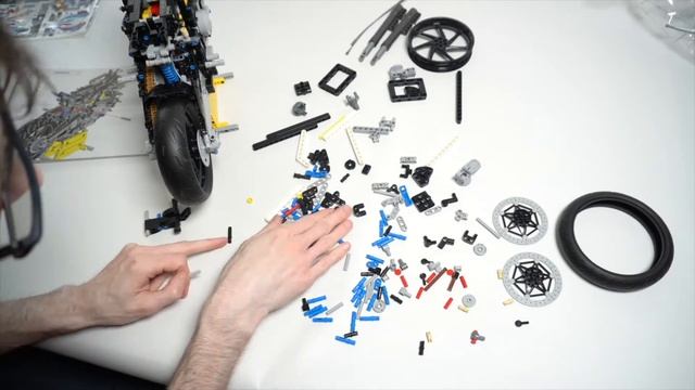 BMW M 1000 RR LEGO Technic 42130 REVIEW, SPEED BUILD