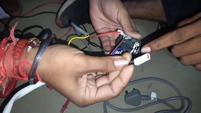 Voltas beko Non Inverter Refrigerator Relay Conection #voltasac #voltasbeko смотреть онлайн