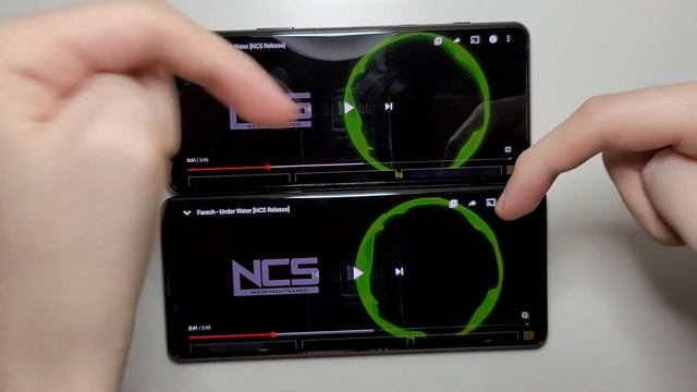 Sony Xperia 5 II vs Xperia 1 II Speed Test, 100% Battery Test, Speakers & Cameras! смотреть онлайн