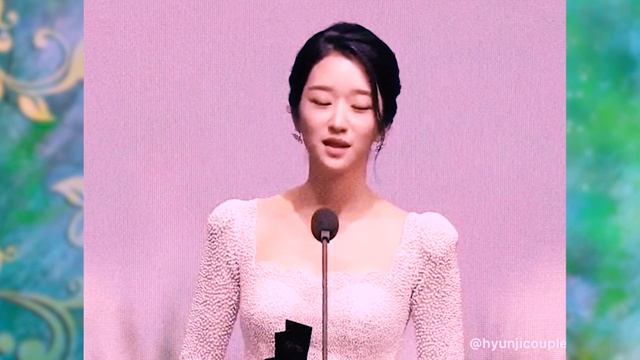 Exclusive photage of Kim so hyun & Seo ye ji at AAA смотреть онлайн