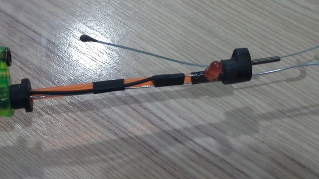 Сигнализатор поклевки на зимнюю удочку своими руками смотреть онлайн