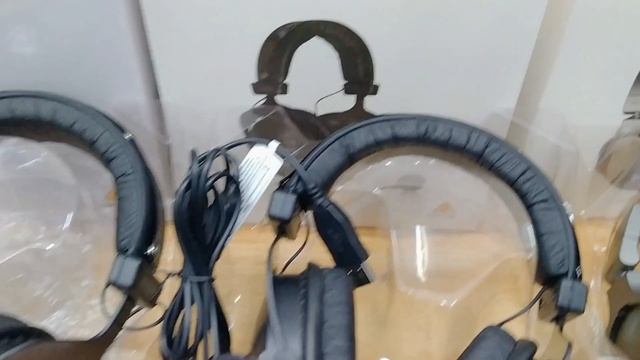 รีวิวแนะนำ หูฟังรุ่นต่างๆ ของ Behringer HPM1000, HLC660M, HLC660U, BH470, BH770 смотреть онлайн