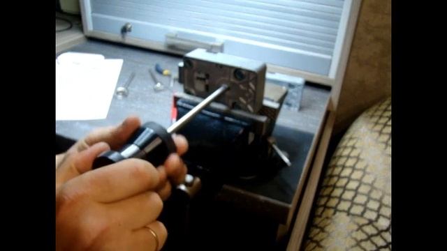 Вскрытие MAUER varos 70040 декодирование Декодер смотреть онлайн