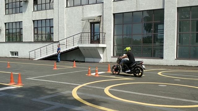 Новый экзамен на управление мотоциклом (категория А и А1) в 2021 году смотреть онлайн