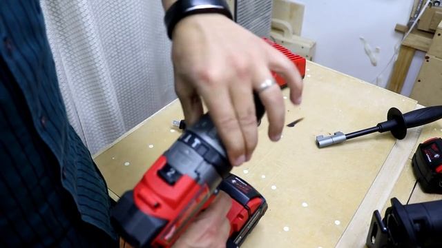 Combo taladro sierra sable Milwaukee 2894-22 смотреть онлайн